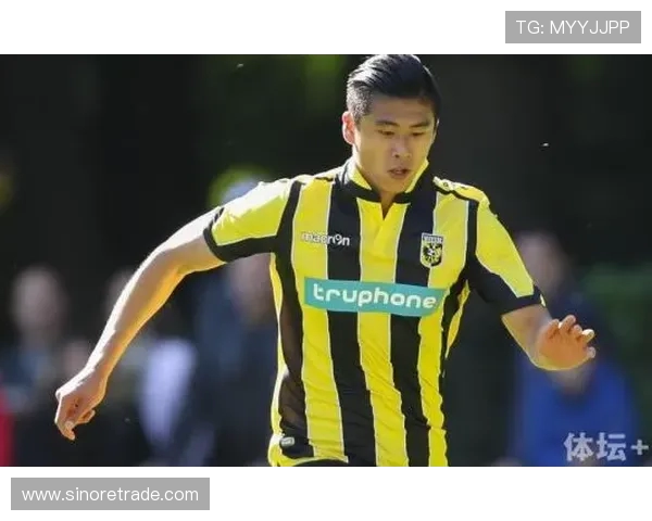 张玉宁重回赛场展现锋芒 赛季表现引发球迷与媒体热议