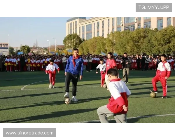 南通支云足球队崛起之路:从青涩起步到挑战顶级联赛的蜕变与突破 南通支云足球队崛起之路:从青涩起步到挑战顶级联赛的蜕变与突破